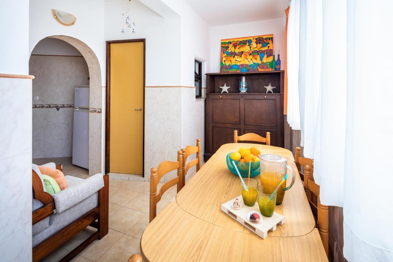 Apartamento Pe Na Areia, Armacao De Pera Bagian luar foto