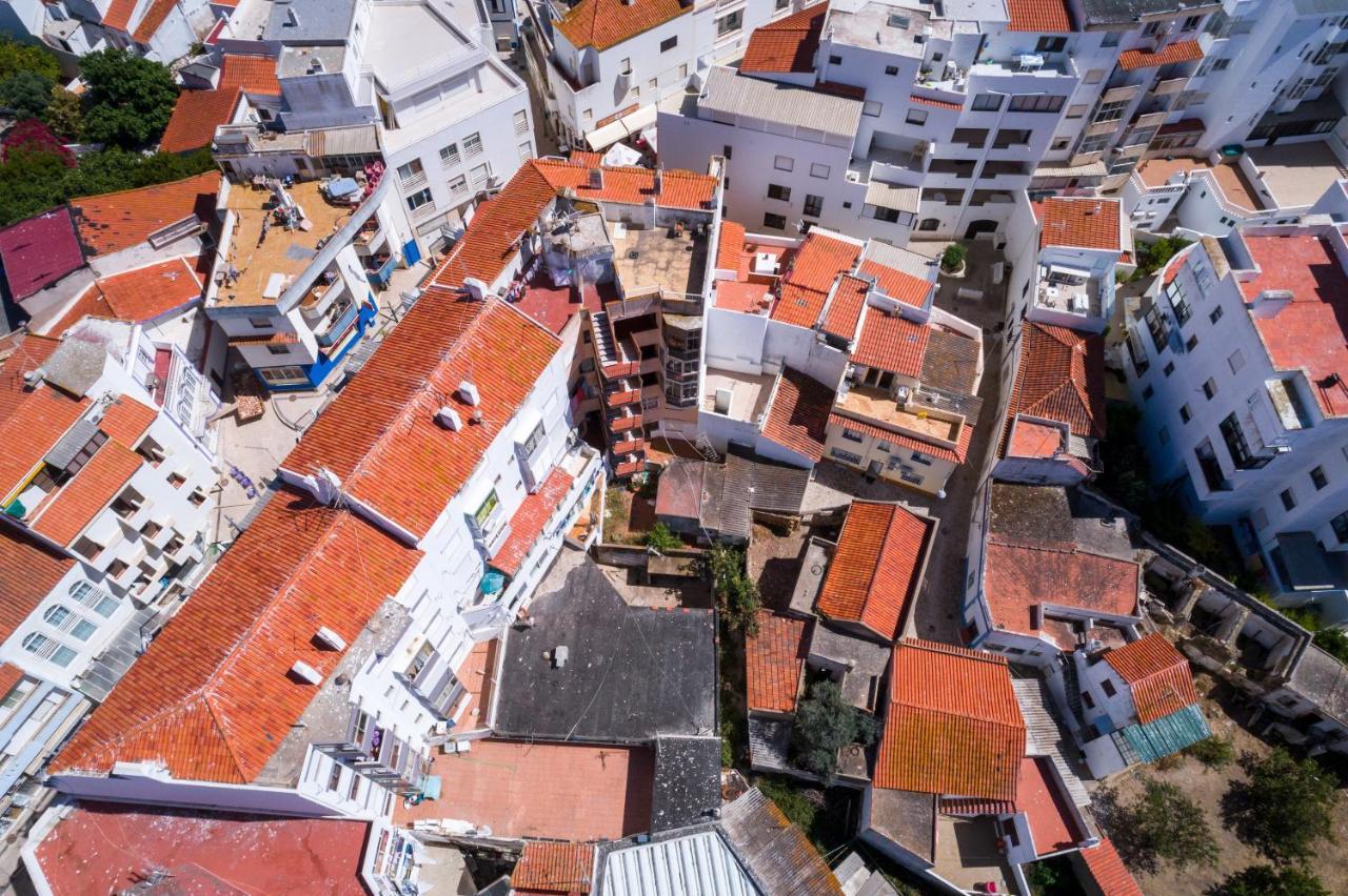 Apartamento Pe Na Areia, Armacao De Pera Bagian luar foto