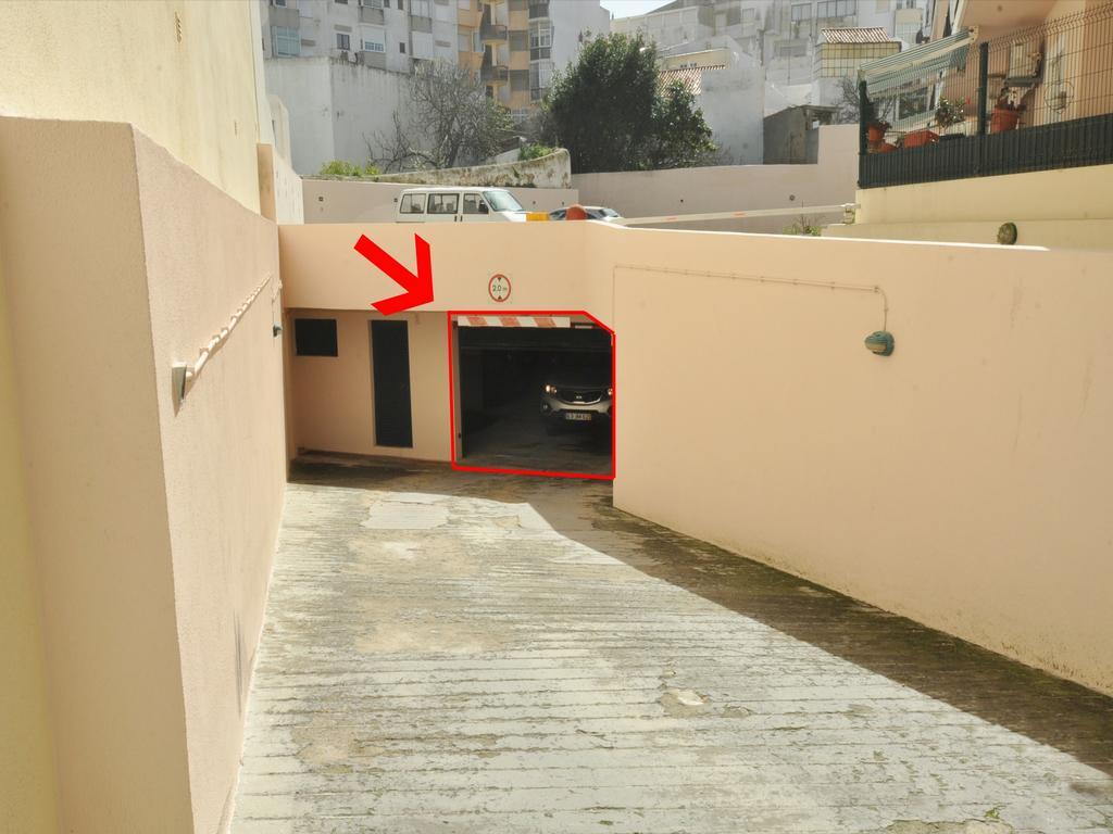 Apartamento Pe Na Areia, Armacao De Pera Bagian luar foto